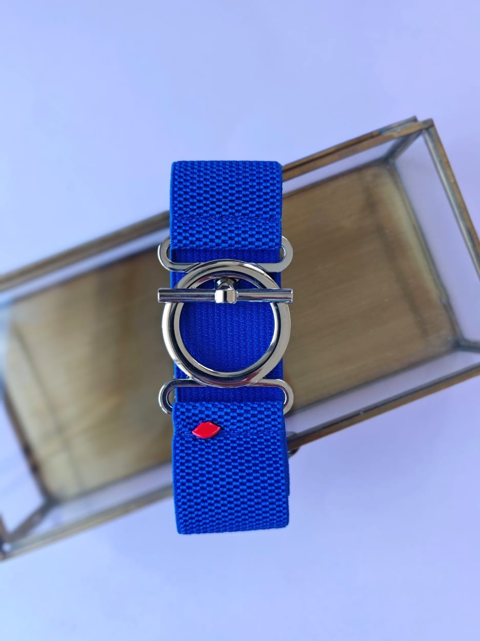 ceinture-elastique-chiara-bleu-electrique-anneau